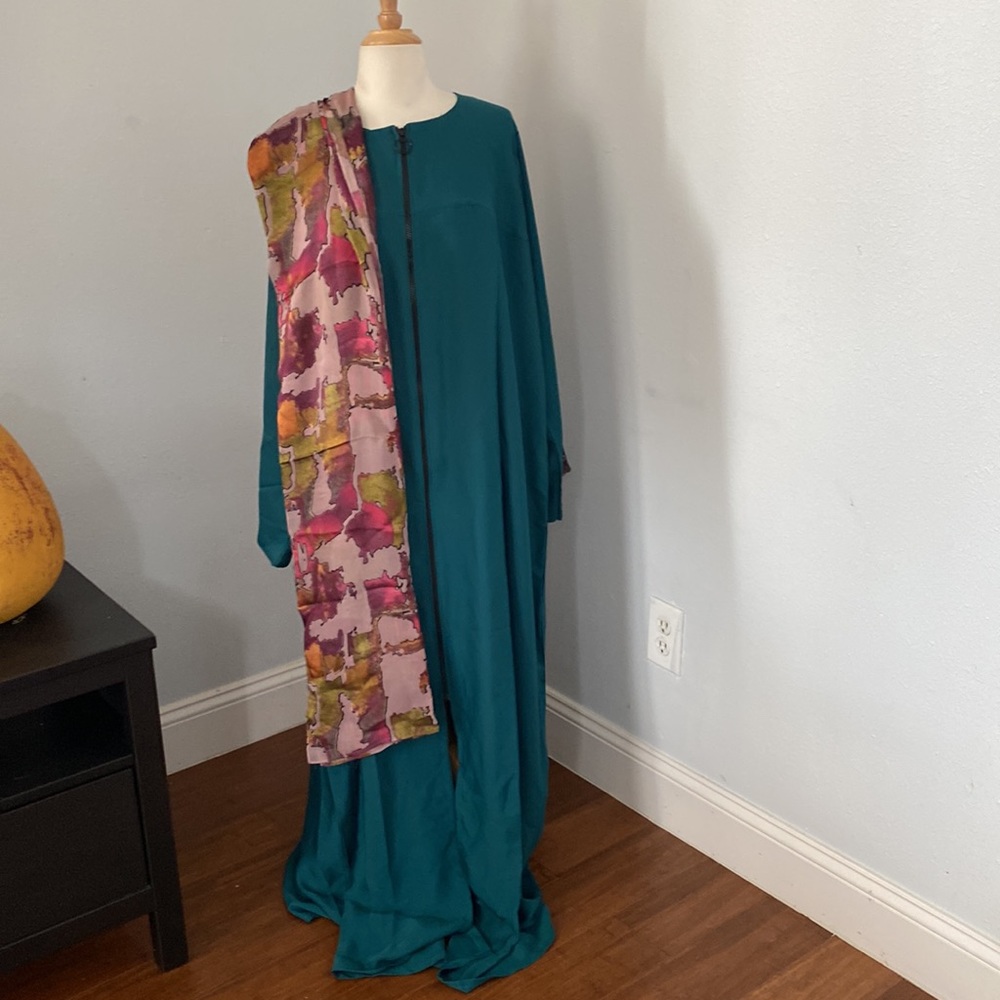 Kaftan Abaya Jalabiya with Scart Size XL / 60 NEW